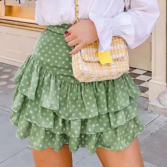 New Sage Tiered High Waist Ruffle Skirt - Picture 2 of 4